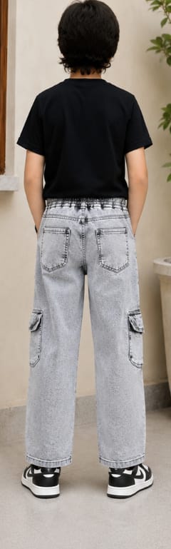 white baggy jeans