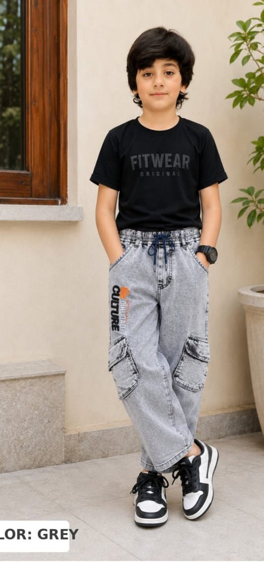 white baggy jeans