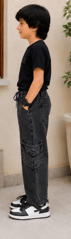 black baggy jeans